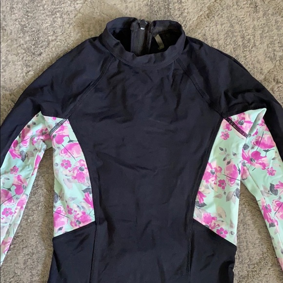 O'Neill Long Sleeve Rashguard Swimsuit - Picture 6 of 12